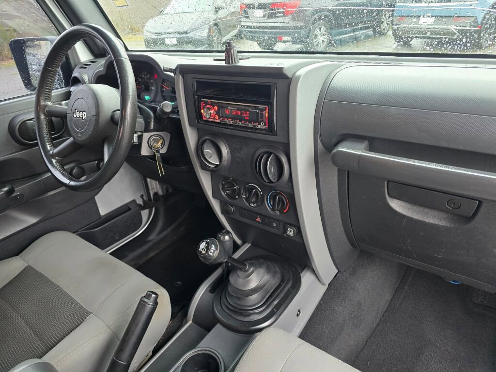 Used 2008 Jeep Wrangler X image 12