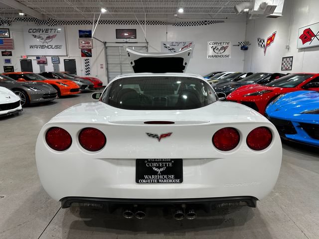 Used 2007 Chevrolet Corvette Coupe w/ Preferred Equipment Group RWD image 22