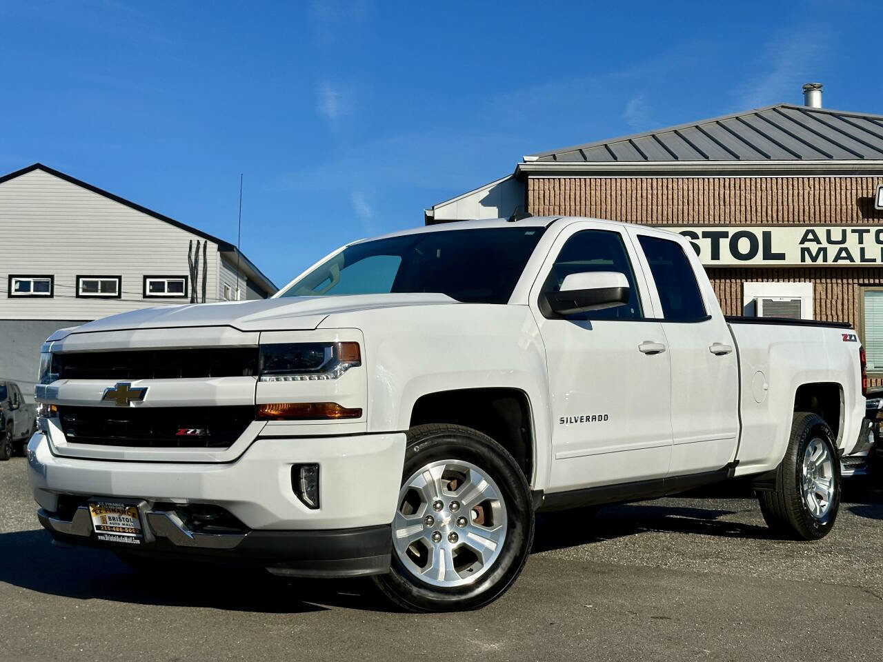 Used 2017 Chevrolet Silverado 1500 LT w/ All Star Edition image 1