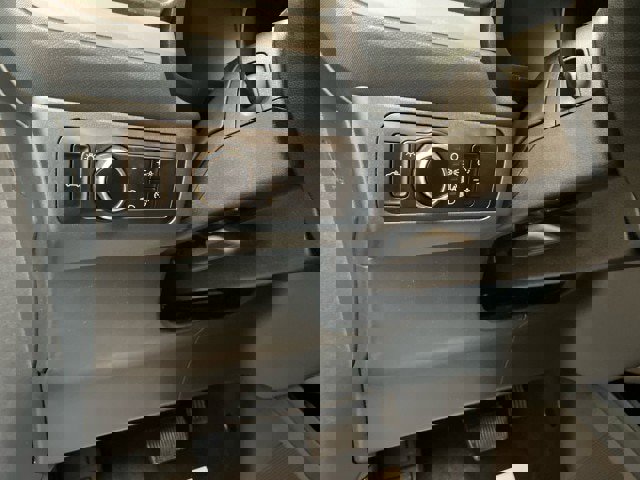 New 2025 Ford Maverick XL w/ Equipment Group 102A image 16