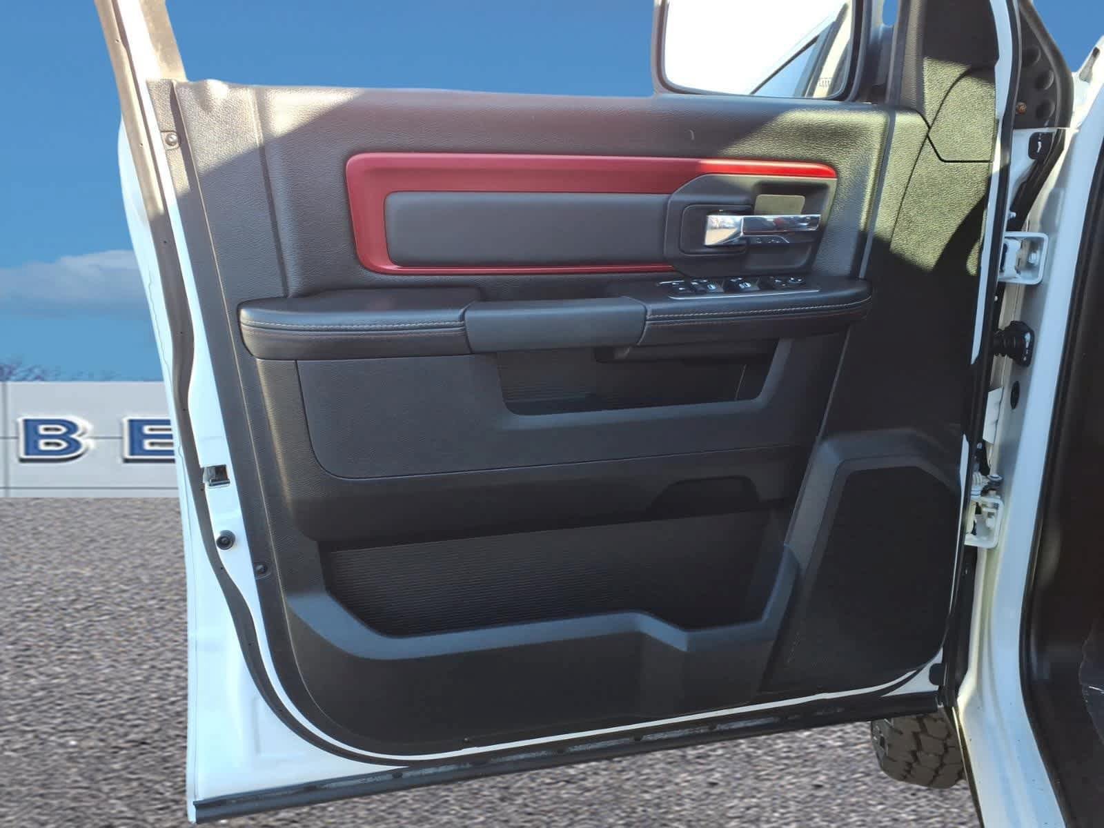 Used 2018 RAM 1500 Rebel w/ Luxury Group AWD/4WD image 11