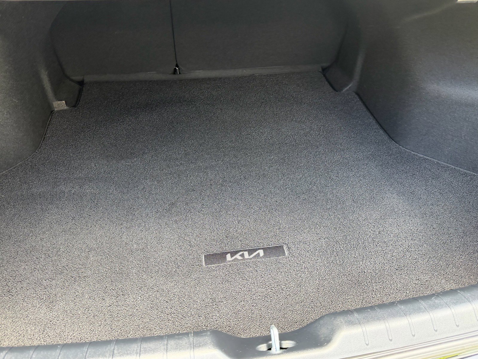 Used 2025 Kia K4 FWD image 10