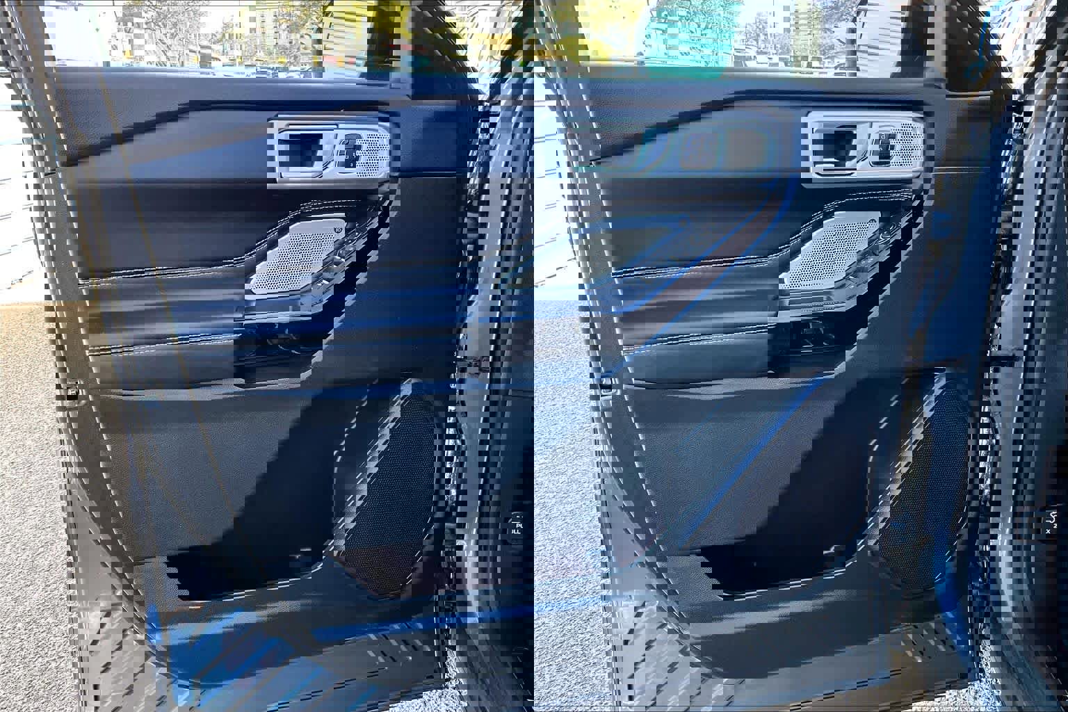 Used 2023 Ford Explorer ST w/ Equipment Group 401A image 21