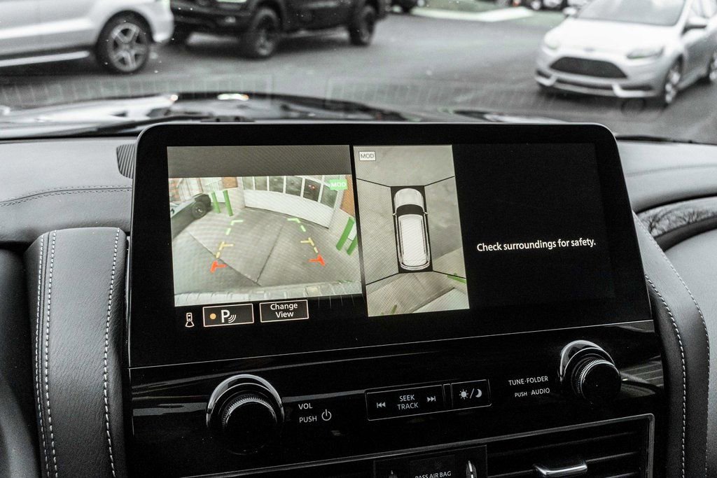 Used 2024 INFINITI QX80 Luxe image 10