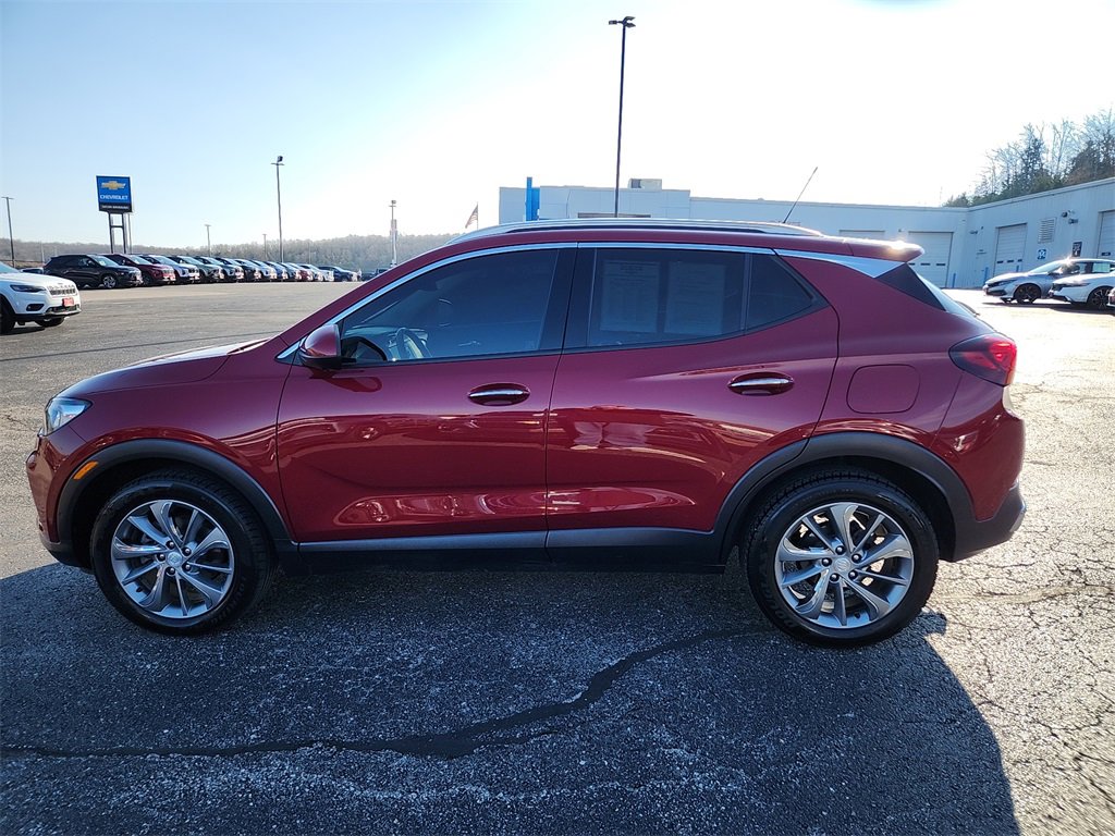 Used 2021 Buick Encore GX Essence w/ Advanced Technology Package image 5