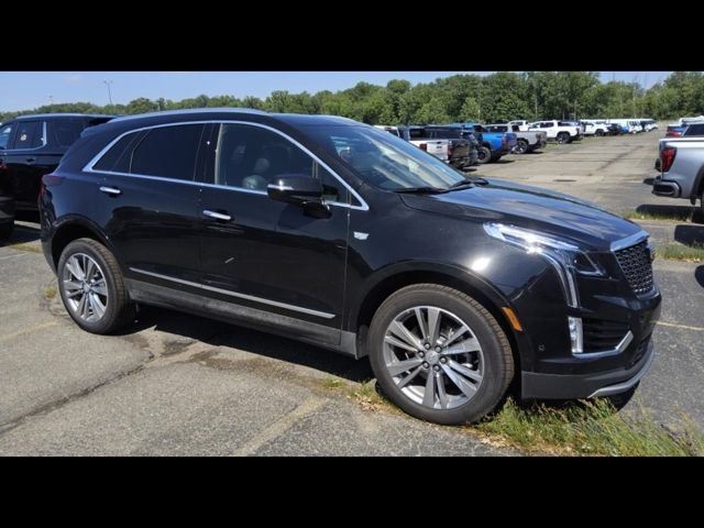 Used 2026 Cadillac XT5 Premium Luxury AWD/4WD image 3