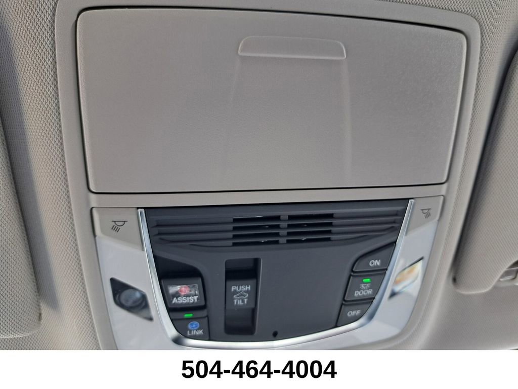 Certified 2025 Acura TLX w/ Technology Package FWD image 17