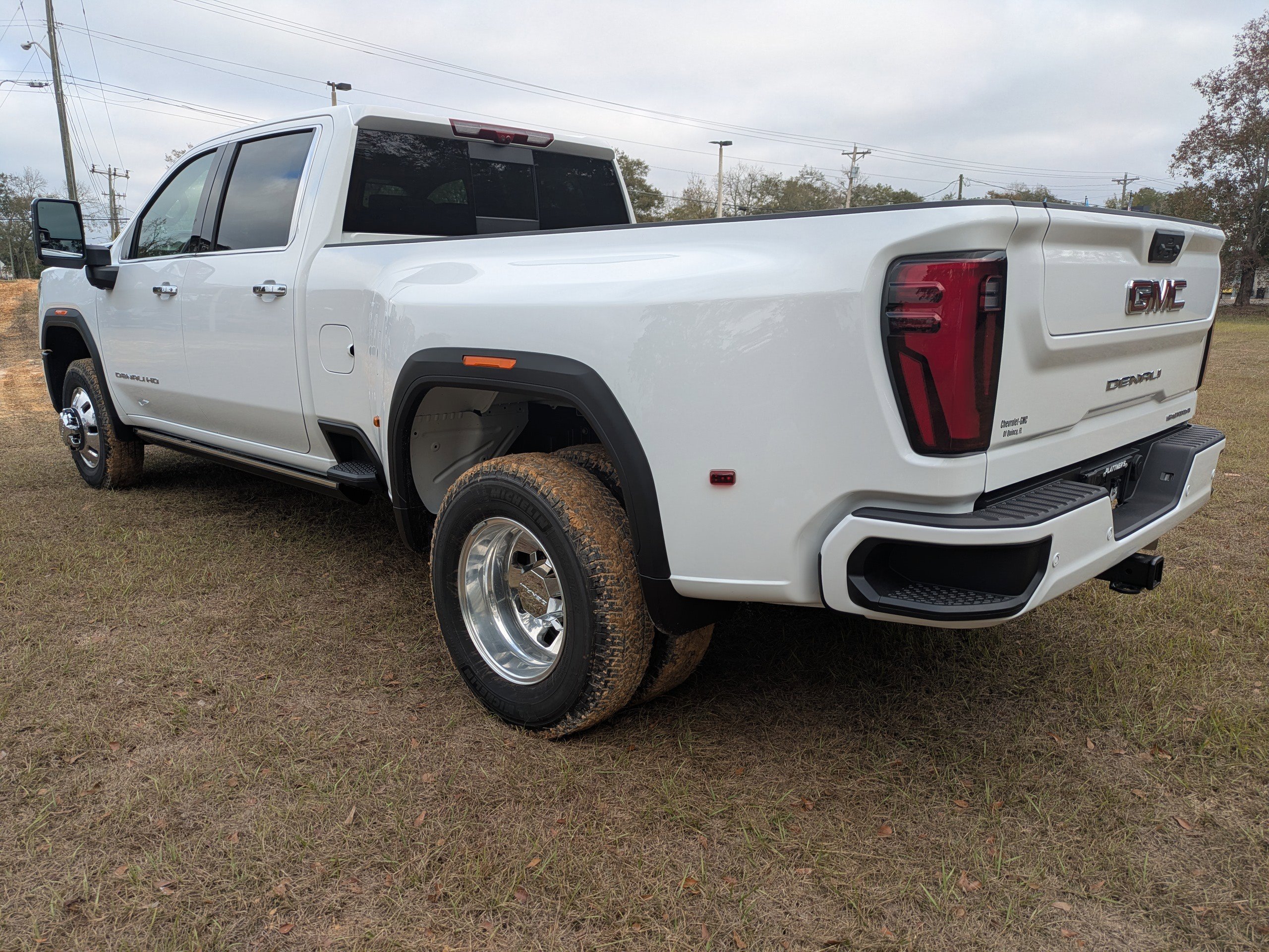 New 2026 GMC Sierra 3500 Denali w/ Denali Reserve Package image 7