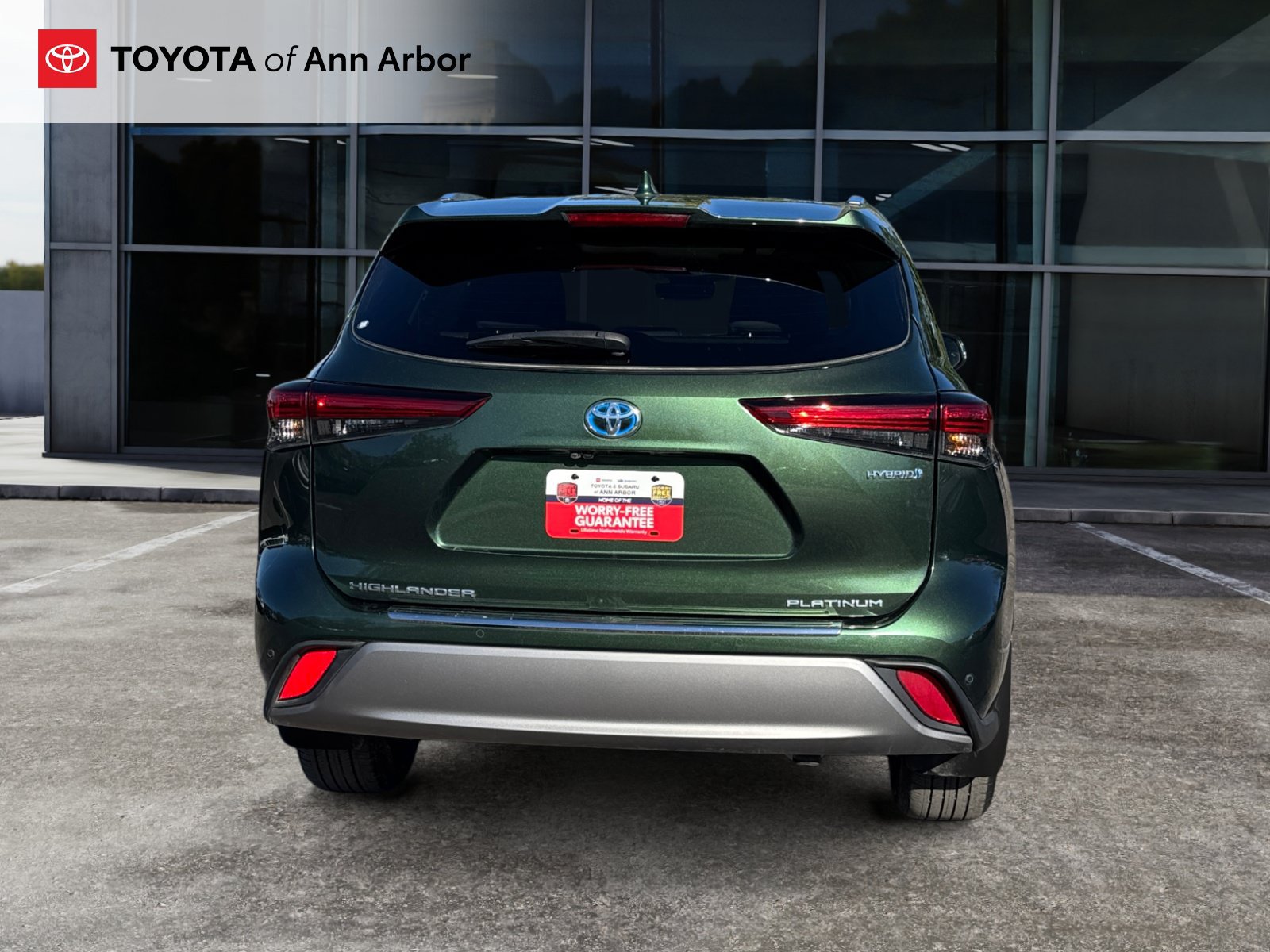 Used 2023 Toyota Highlander Platinum AWD/4WD image 11