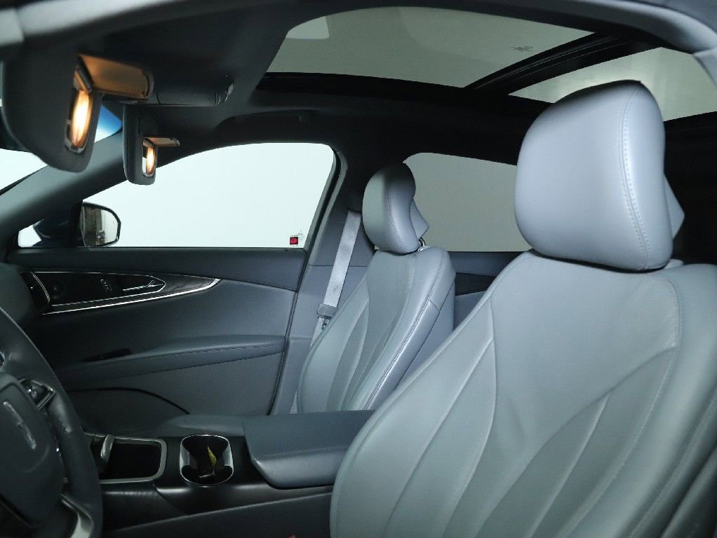 Used 2019 Lincoln Nautilus Reserve w/ Cargo Utility Package AWD/4WD image 21