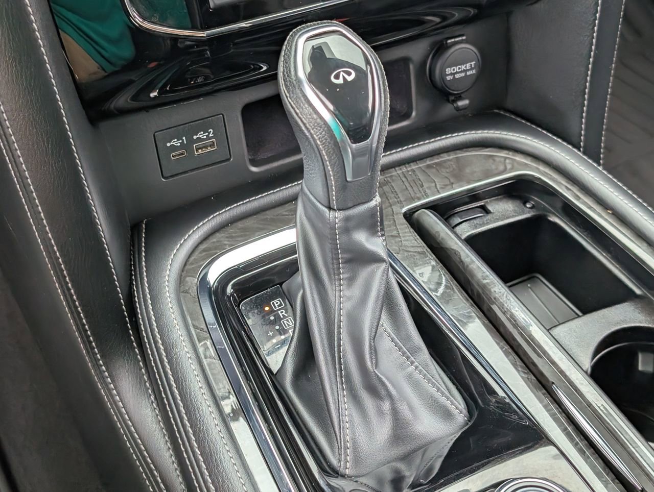 Used 2021 INFINITI QX80 Luxe w/ Cargo Package image 23