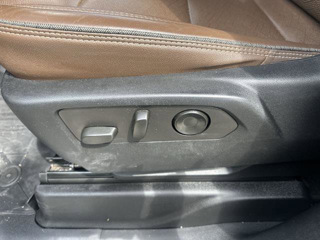 Used 2022 Chevrolet Tahoe High Country image 35