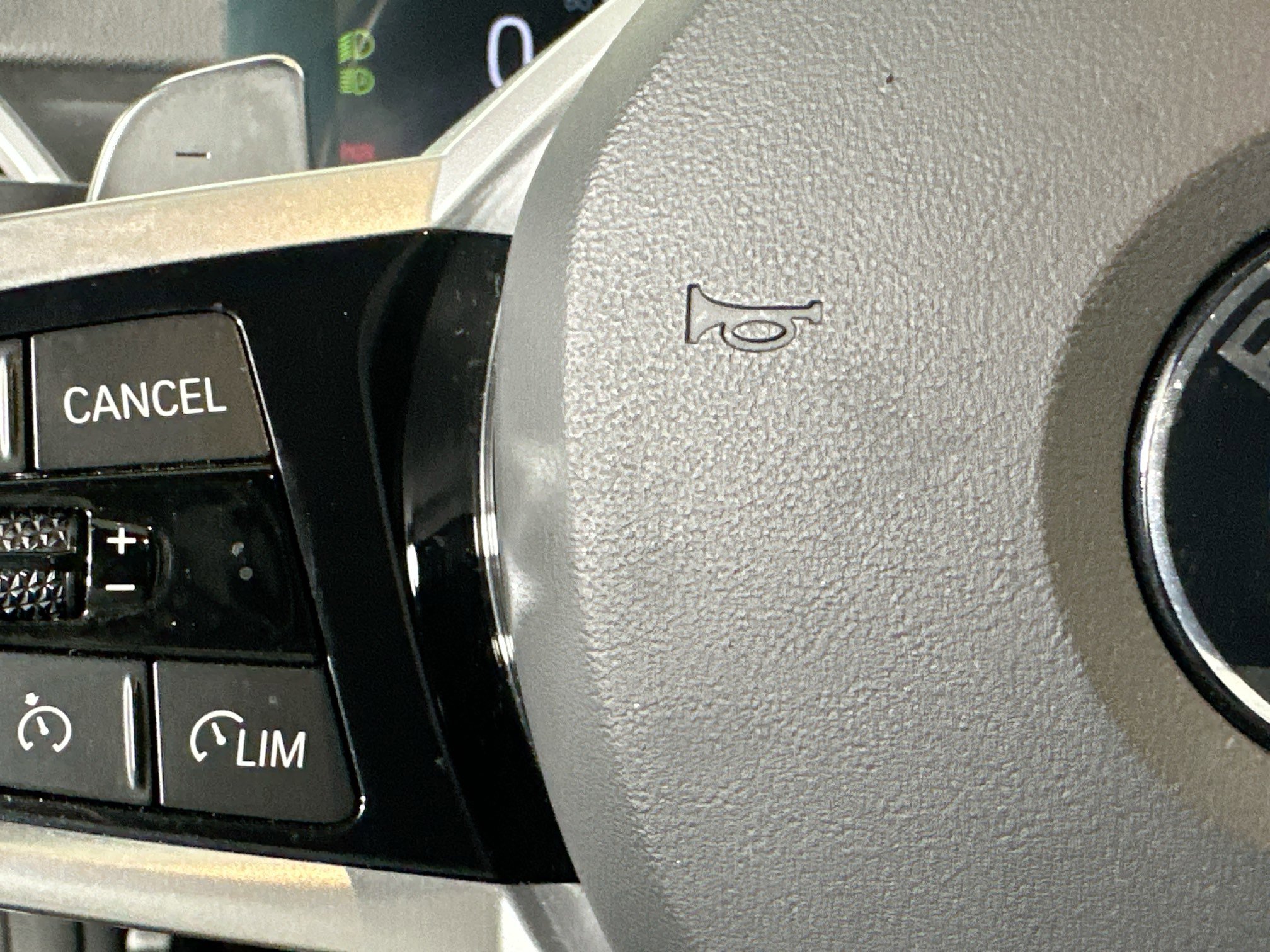 Used 2025 BMW 430i w/ M Sport Package image 16