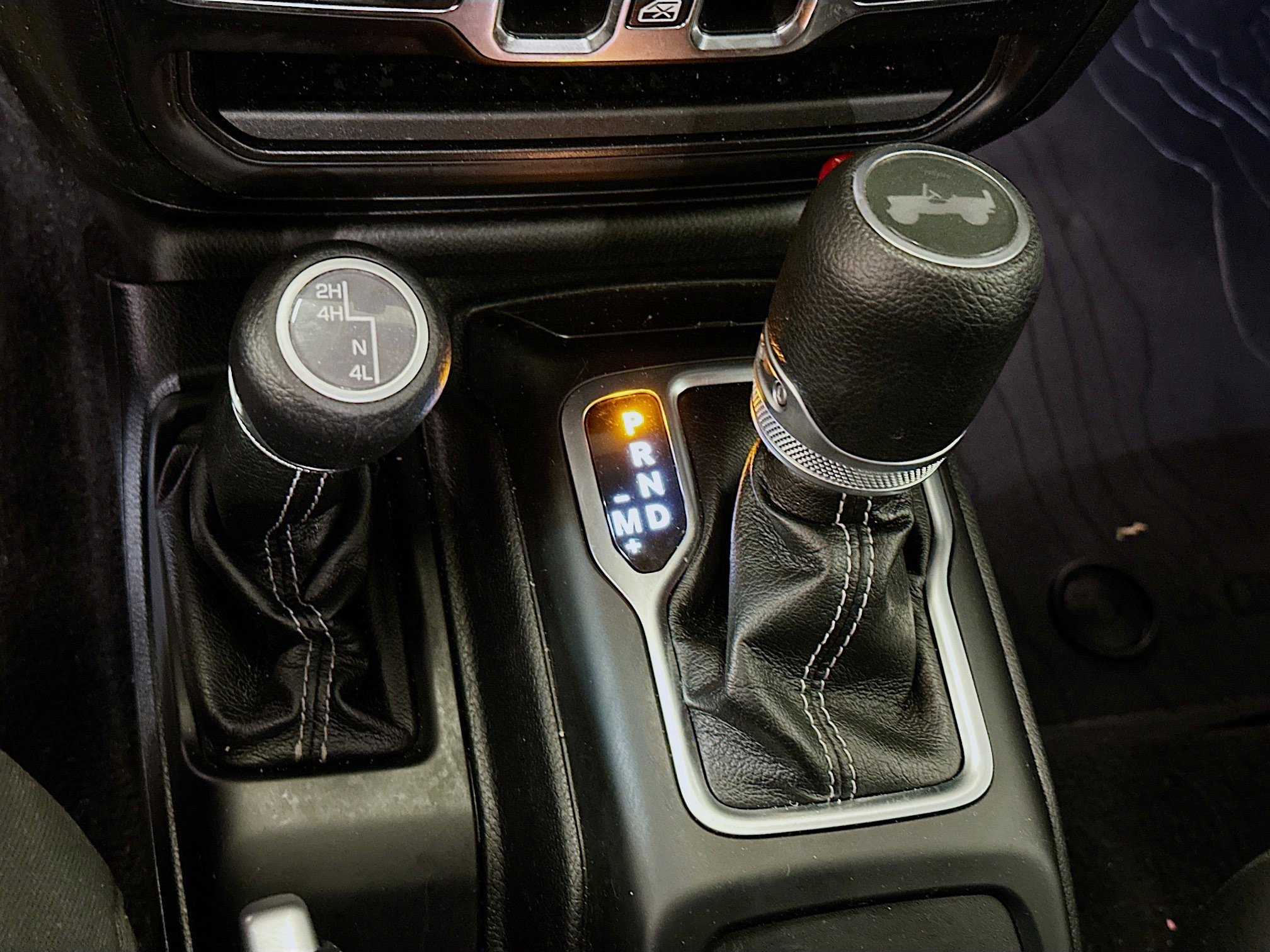 Used 2021 Jeep Wrangler Unlimited Sahara AWD/4WD image 25