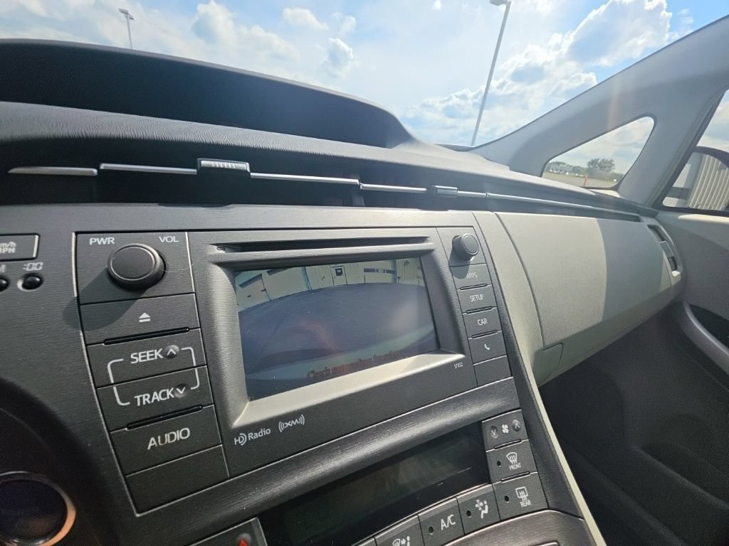 Used 2015 Toyota Prius Three FWD image 21