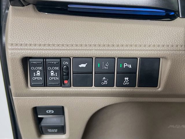 Used 2018 Honda Odyssey Elite image 10