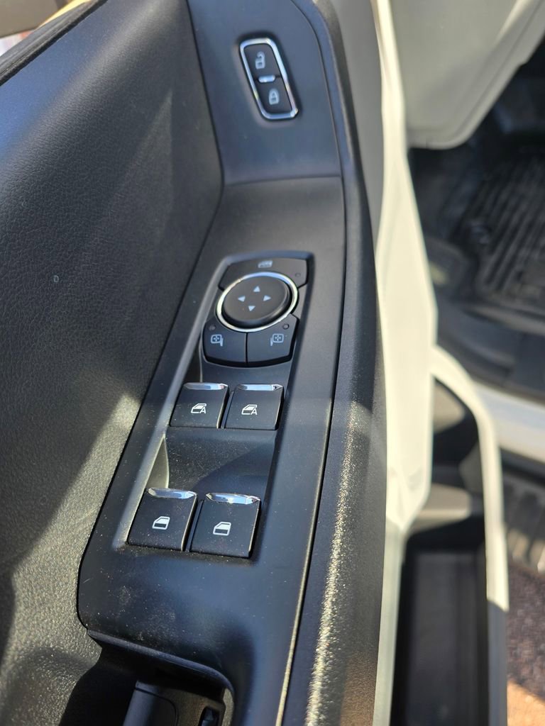 New 2026 Ford F550 4x4 Crew Cab image 32