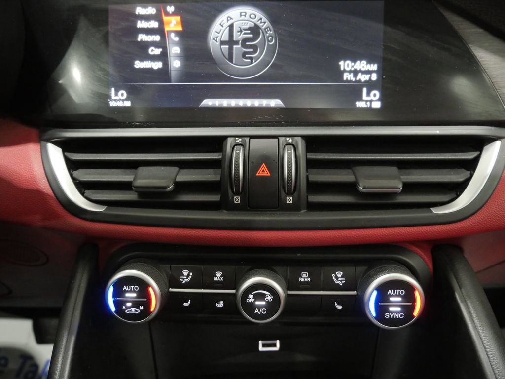 Used 2019 Alfa Romeo Giulia Ti AWD/4WD image 20