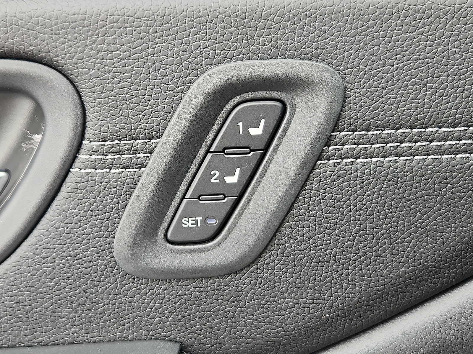 New 2026 Honda Pilot Touring image 16