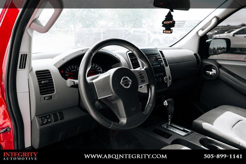 Used 2013 Nissan Xterra S AWD/4WD image 7