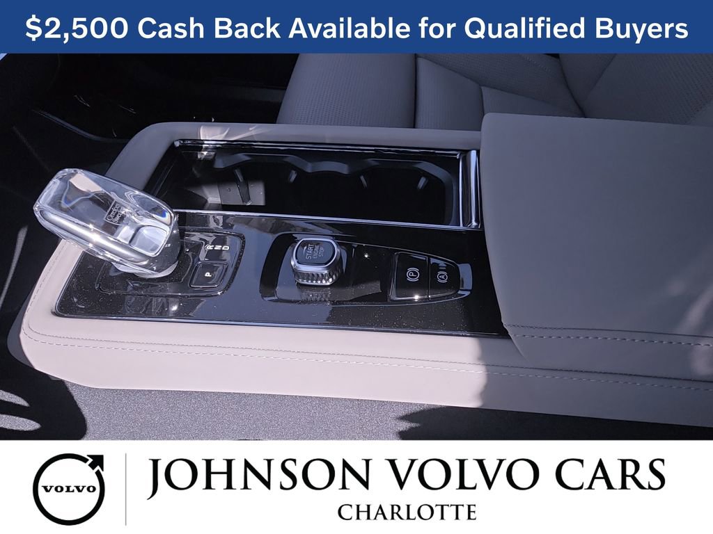 New 2026 Volvo XC90 B6 Ultra w/ Protection Package image 28