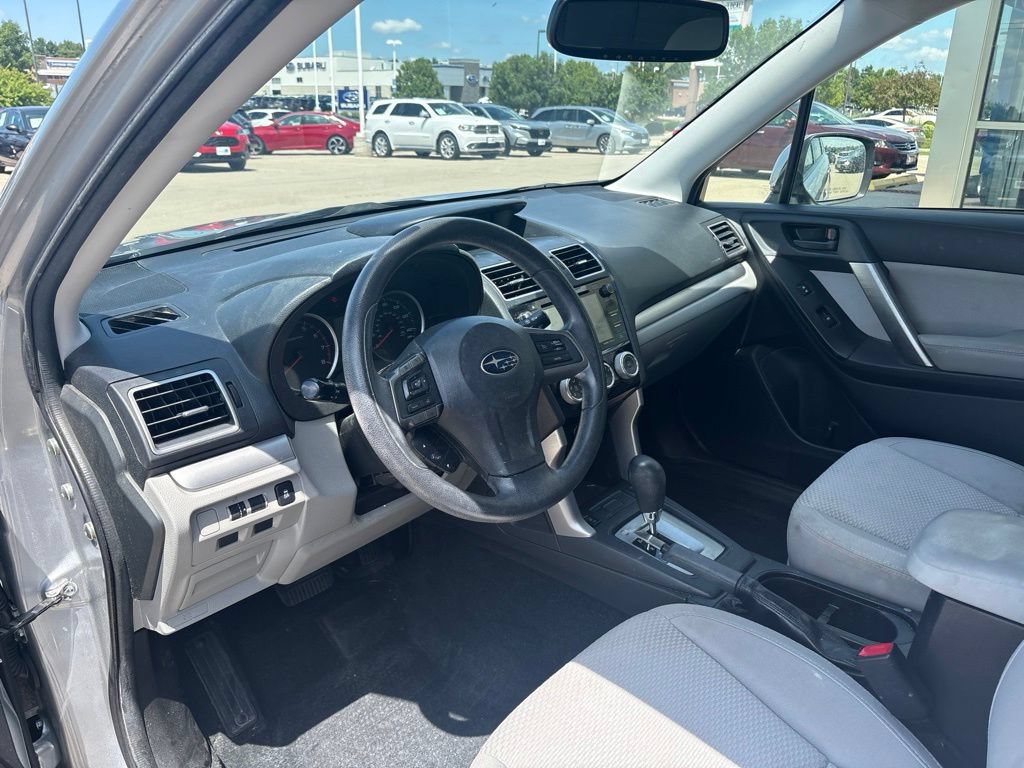 Used 2016 Subaru Forester 2.5i Premium w/ Popular Package #2 AWD/4WD image 10