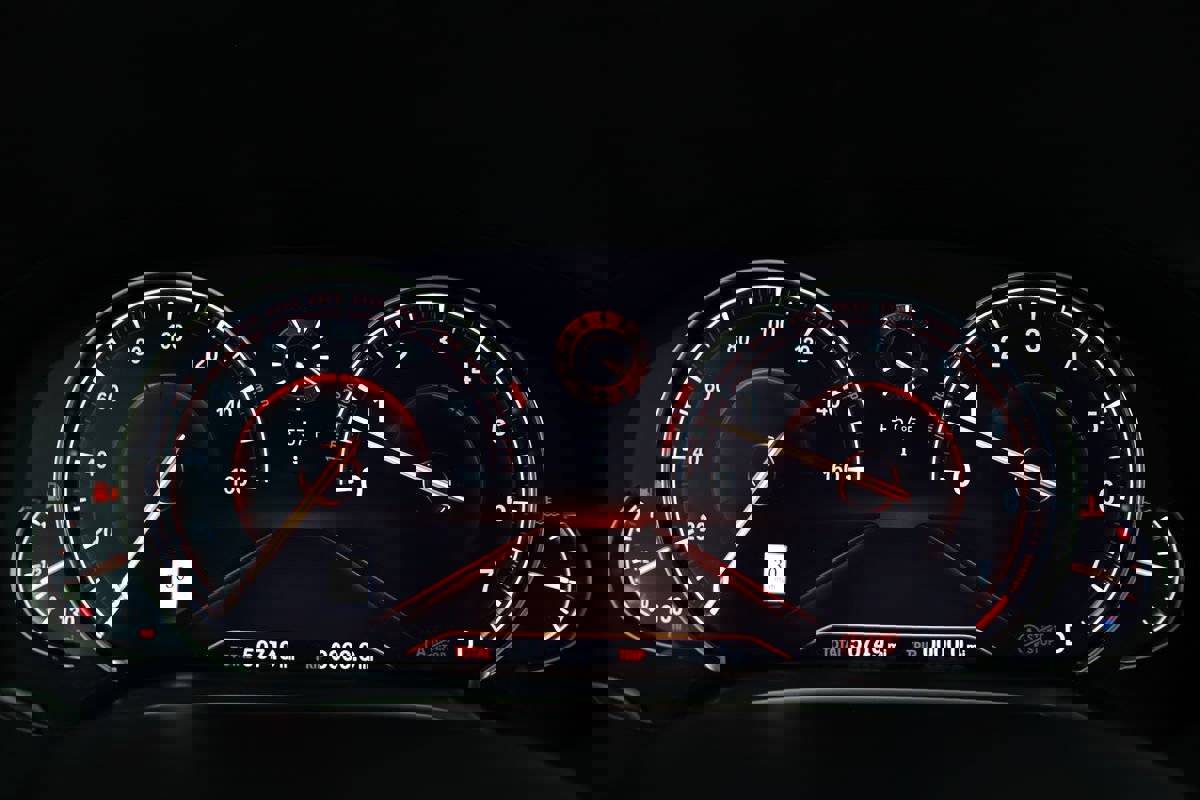 Used 2019 BMW 750i xDrive w/ Luxury Rear Seating Package image 25