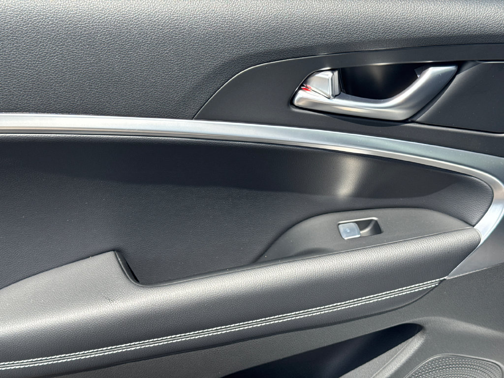 New 2026 Genesis G70 2.5T RWD image 20
