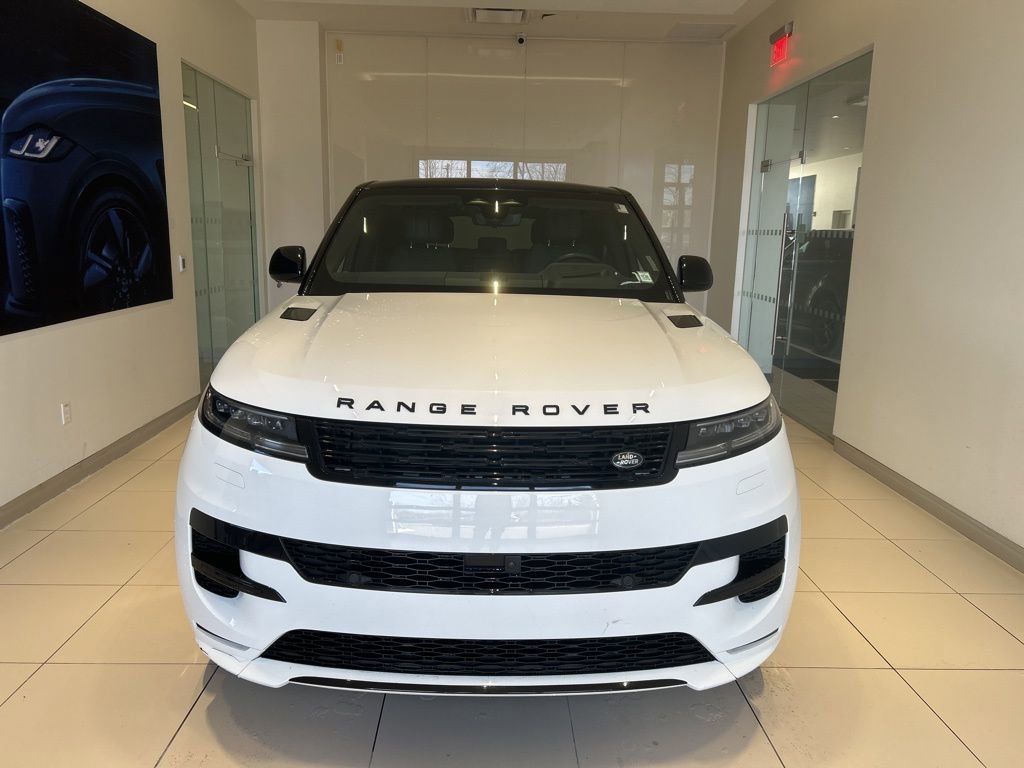 Used 2024 Land Rover Range Rover Sport Dynamic SE image 17