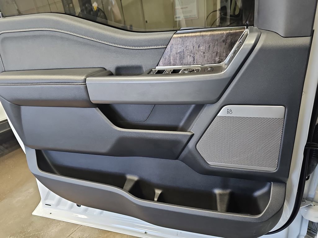 Used 2024 Ford F250 Lariat w/ Lariat Ultimate Package image 26