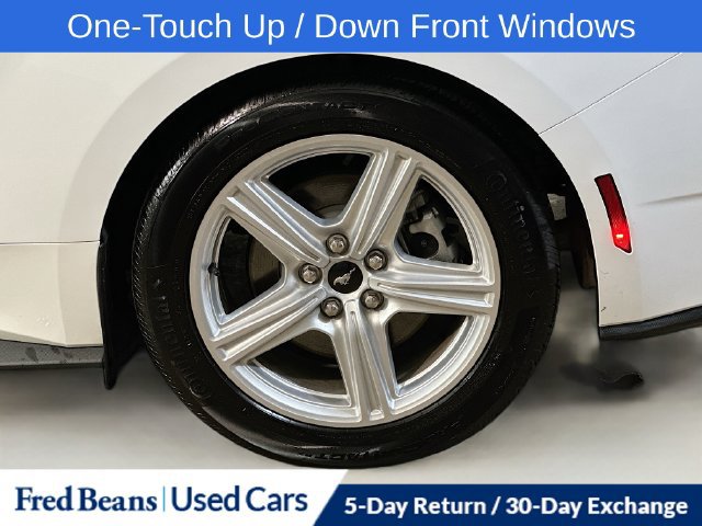Used 2026 Ford Mustang Premium RWD image 7