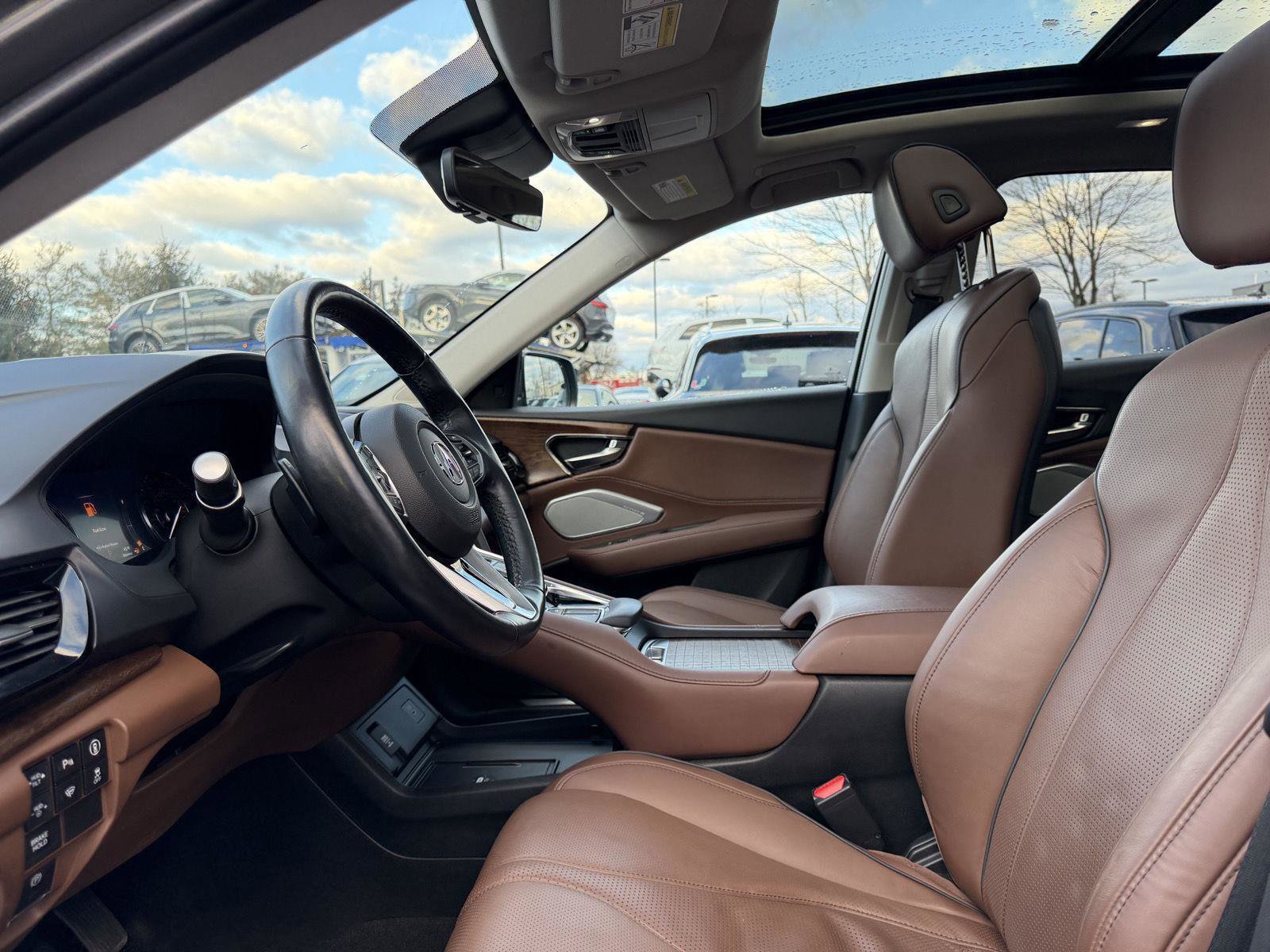 Used 2023 Acura RDX AWD w/ Advance Package image 12