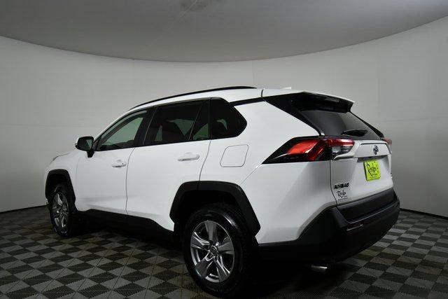 Used 2025 Toyota RAV4 XLE image 14