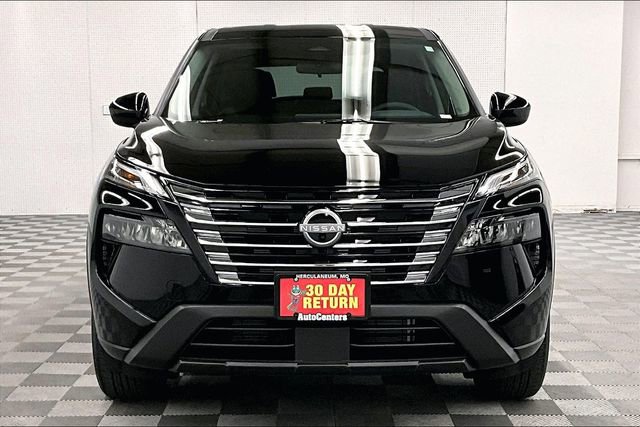 New 2026 Nissan Rogue SV FWD image 16