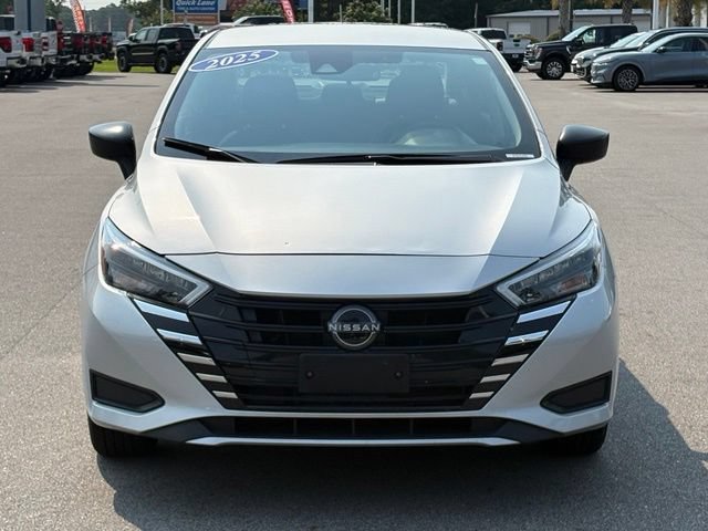 Used 2025 Nissan Versa S FWD image 8