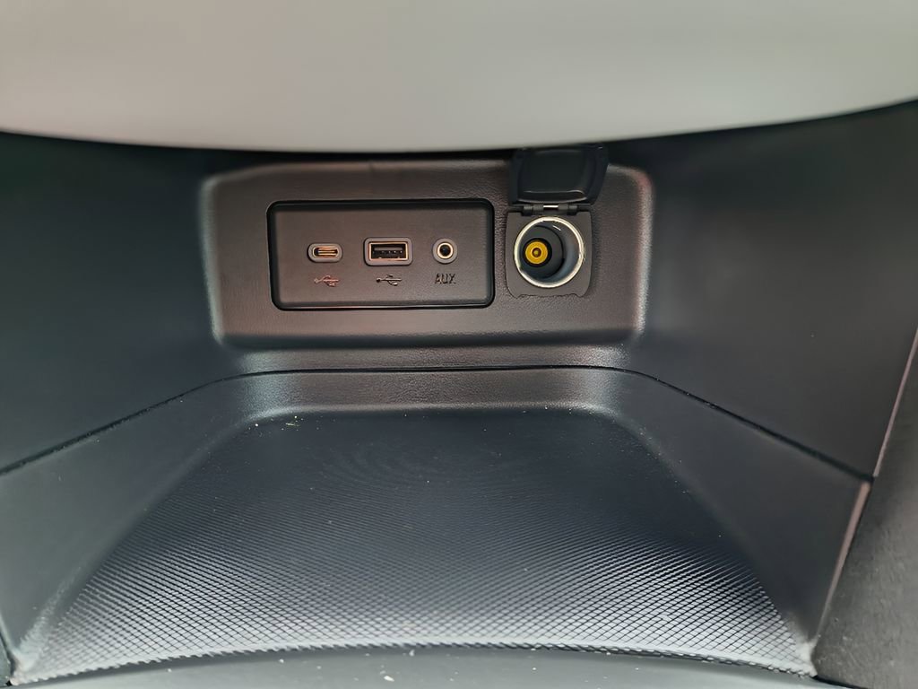 Used 2024 Chevrolet Equinox LS w/ LS Convenience Package image 19