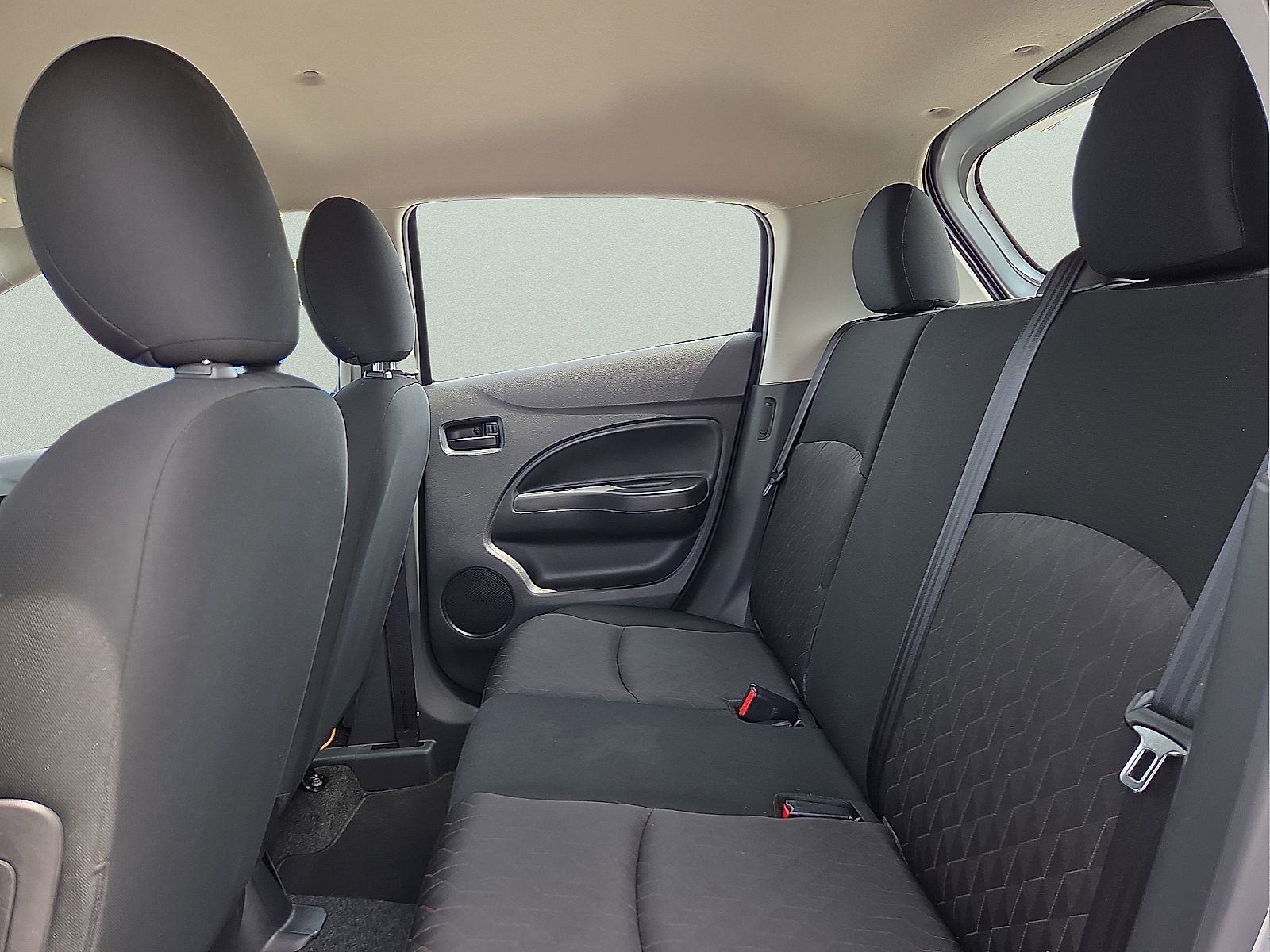 Used 2024 Mitsubishi Mirage ES image 10