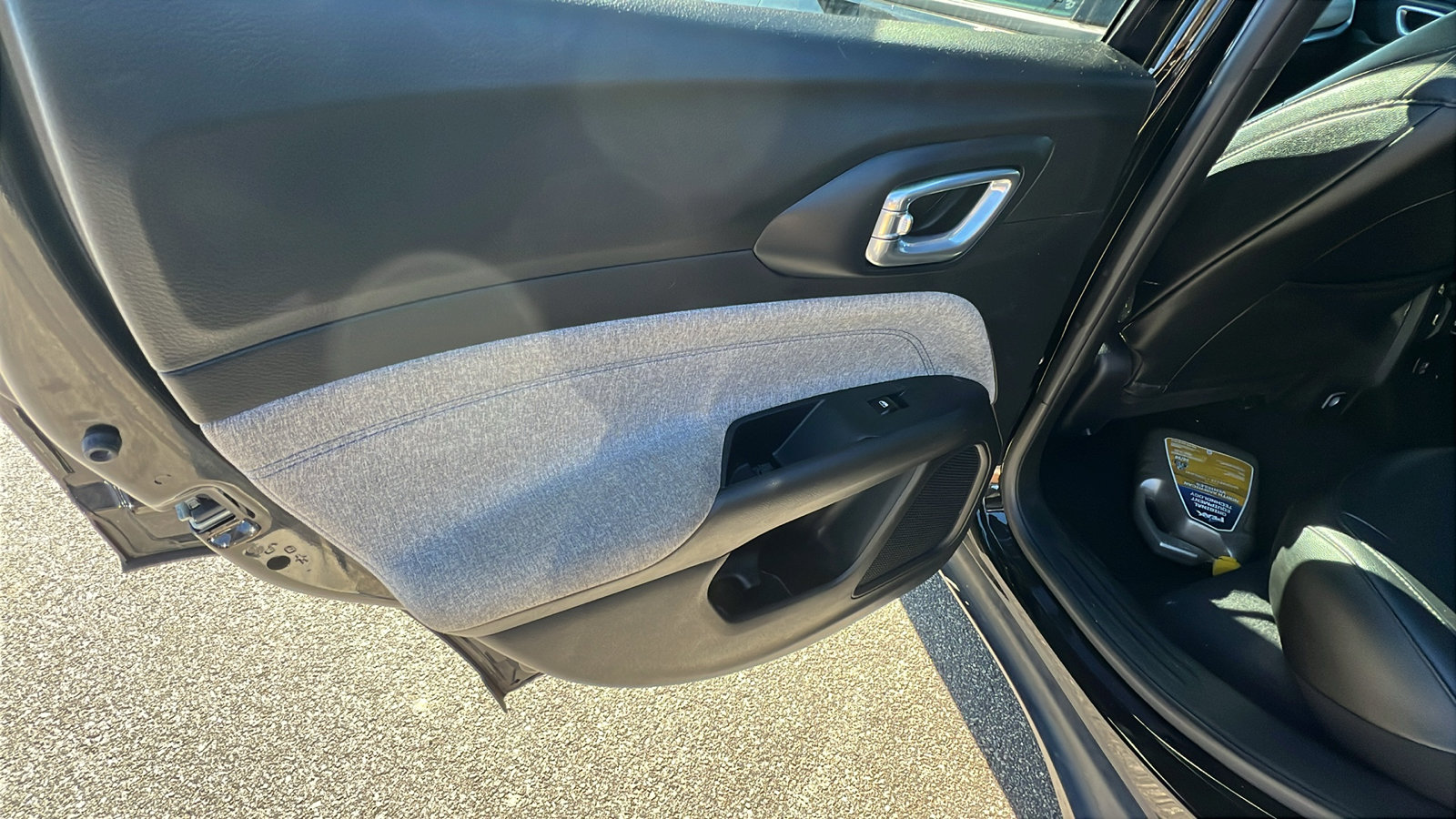 Used 2024 Jeep Compass Latitude image 22