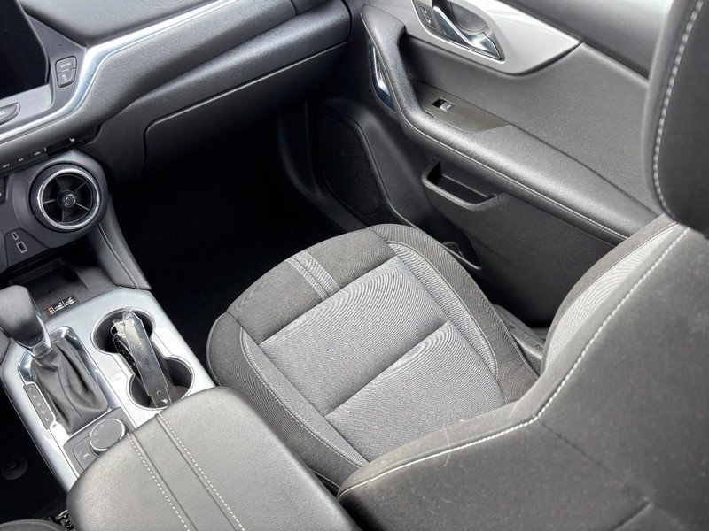 Certified 2023 Chevrolet Blazer LT w/ Convenience Package image 14