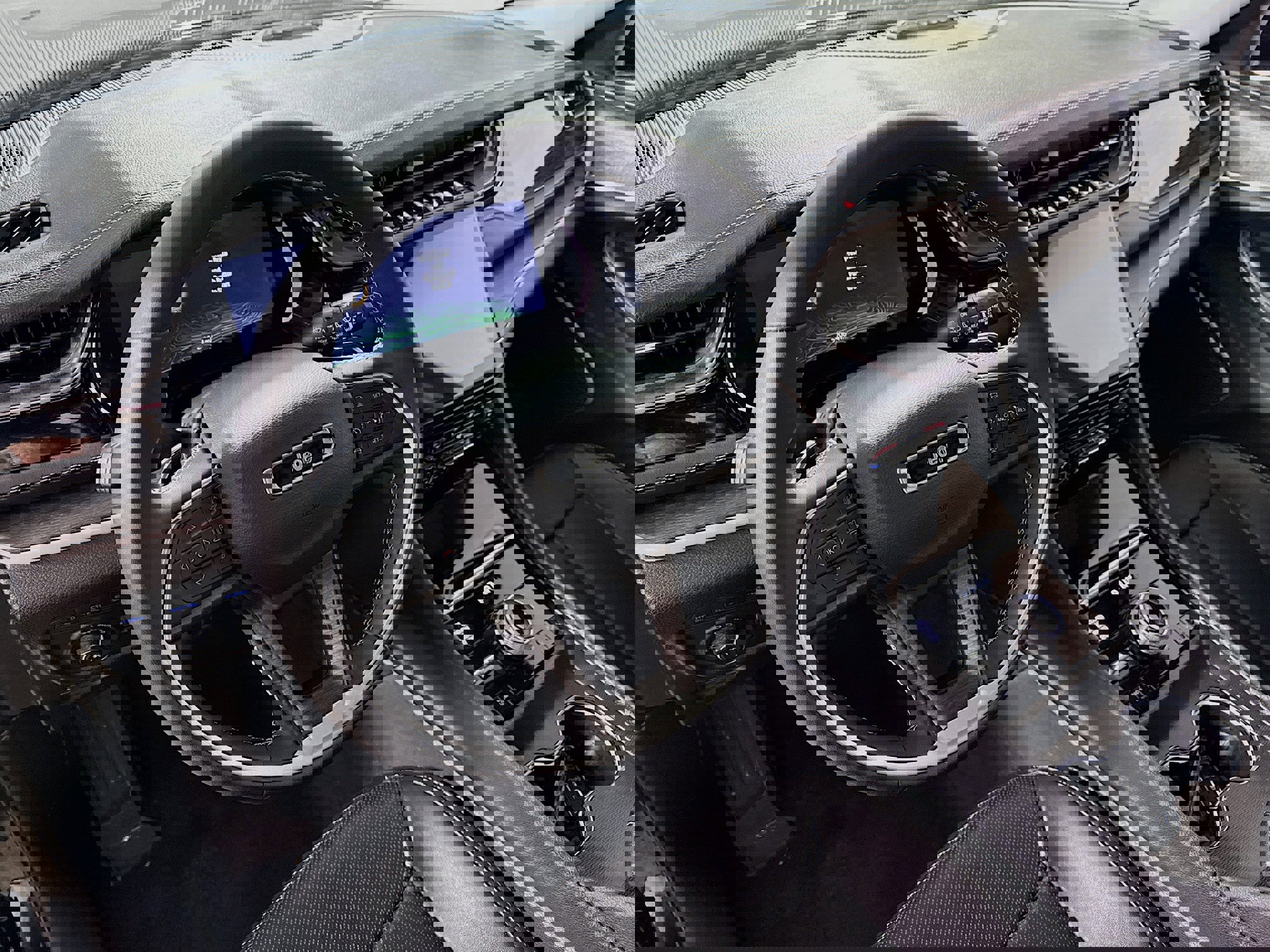 Used 2023 Jeep Grand Cherokee 30th Anniversary image 13