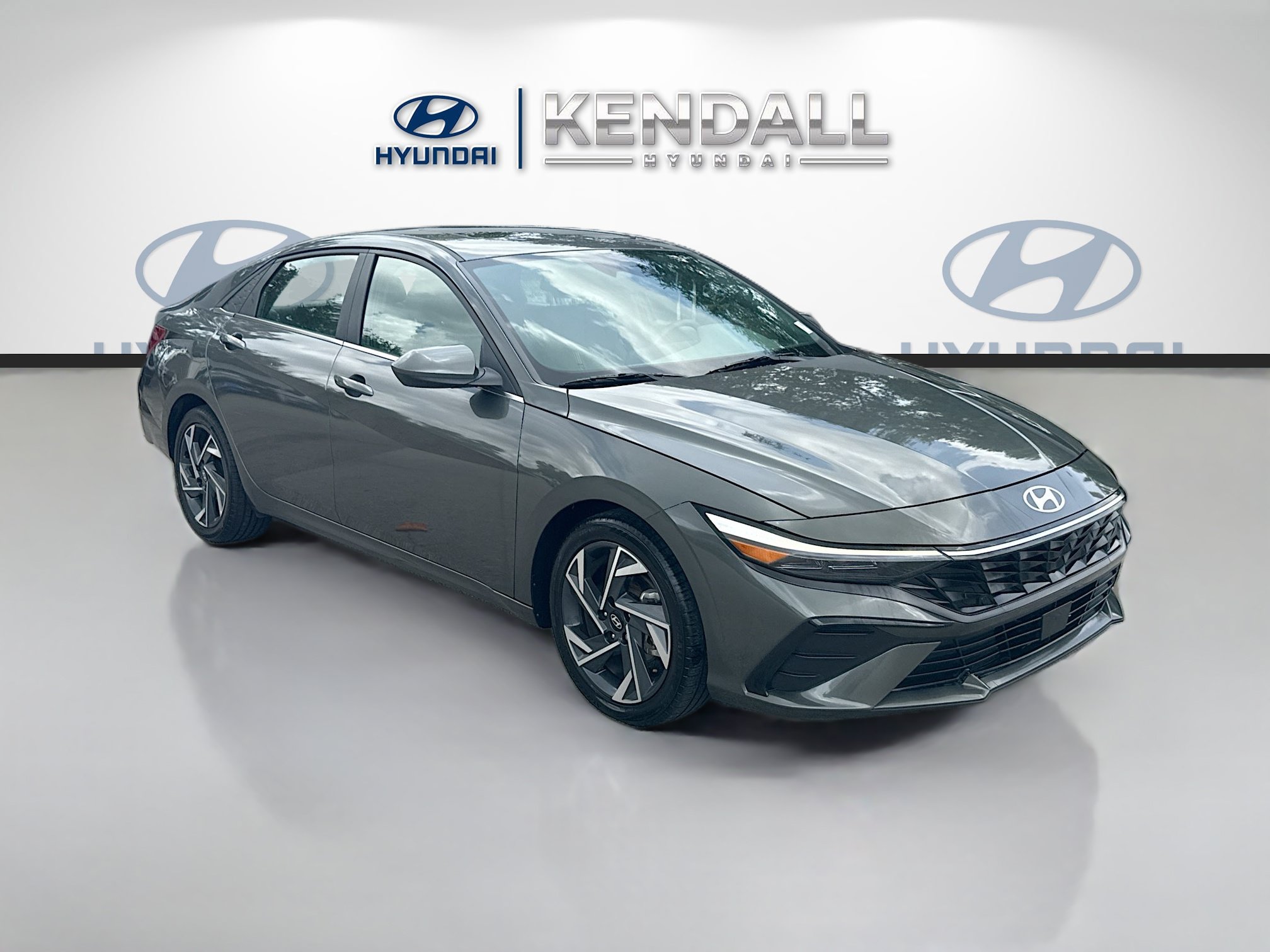 Used 2024 Hyundai Elantra SEL w/ Convenience Package