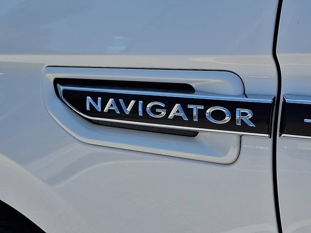 Used 2019 Lincoln Navigator L Black Label AWD/4WD image 38