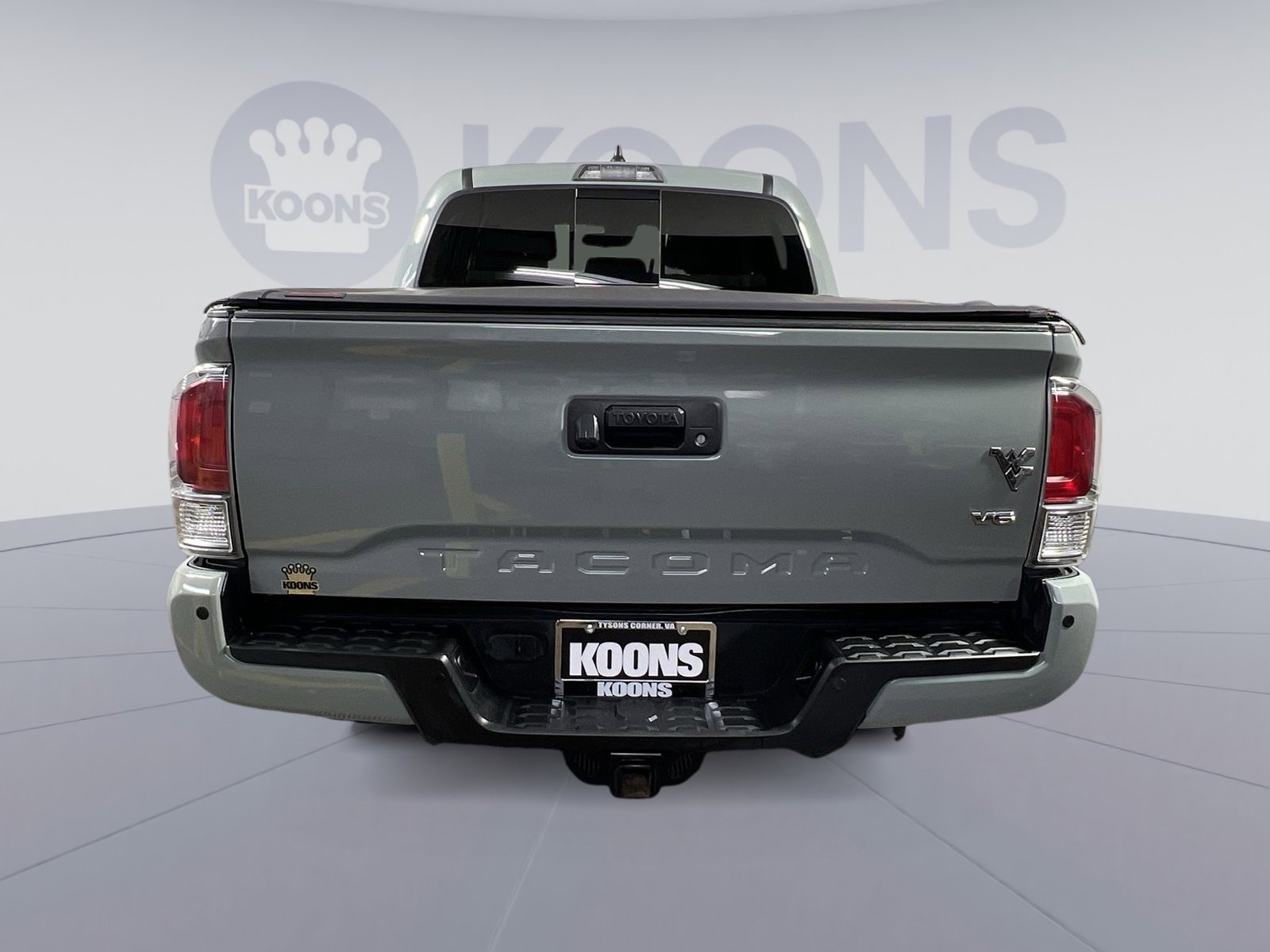 Used 2022 Toyota Tacoma TRD Sport w/ Technology Package AWD/4WD image 10