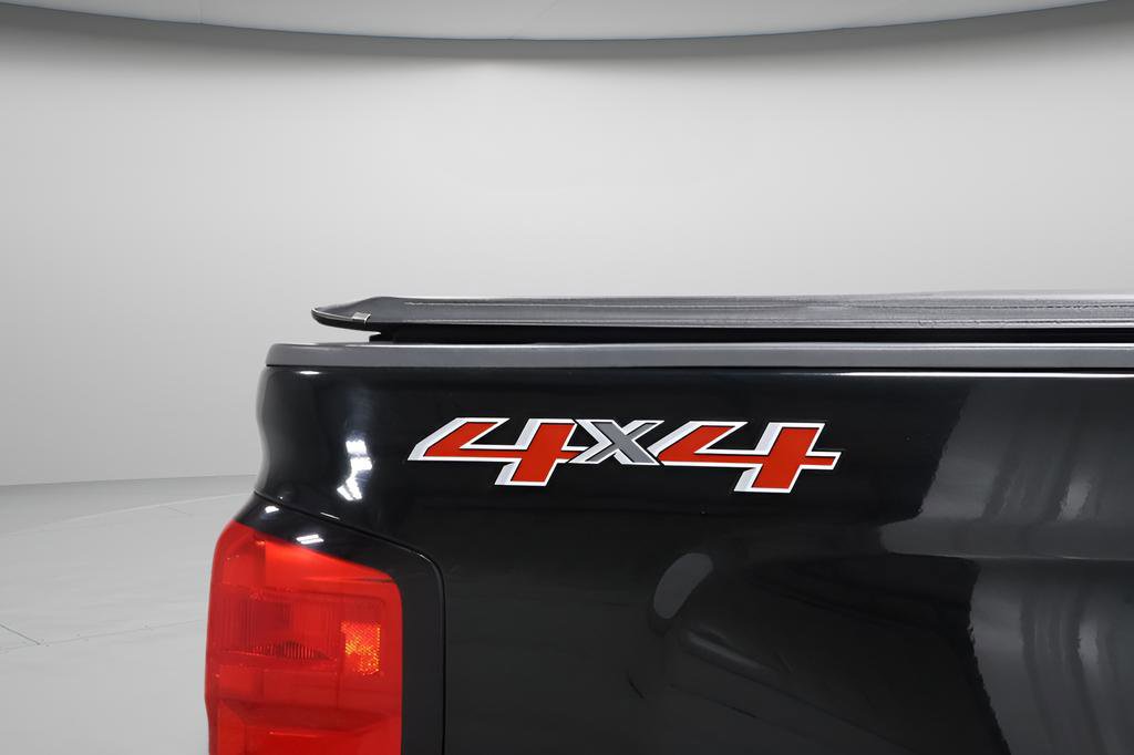 Used 2017 Chevrolet Silverado 1500 W/T w/ Black Out Edition AWD/4WD image 6