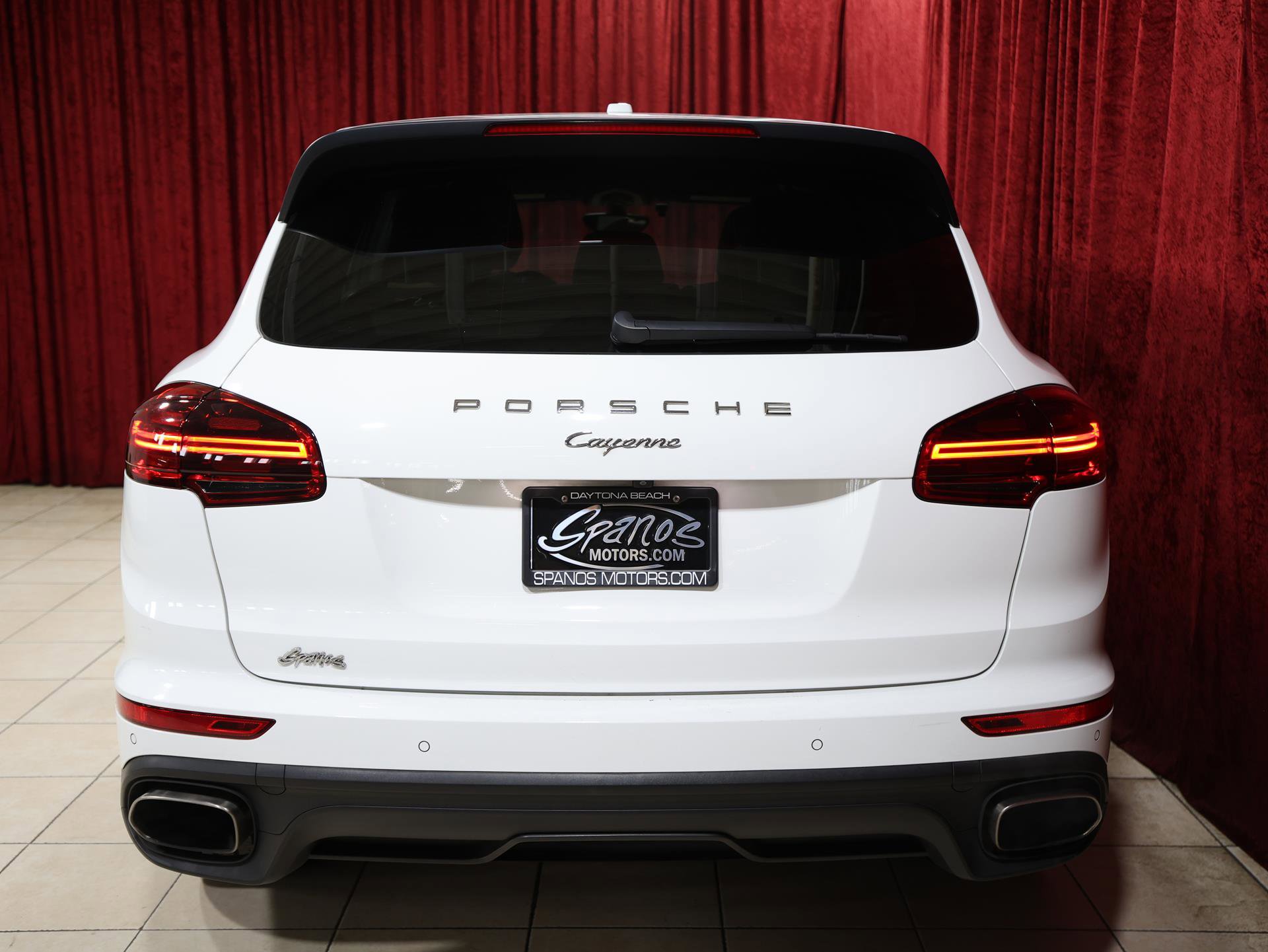 Used 2017 Porsche Cayenne image 10