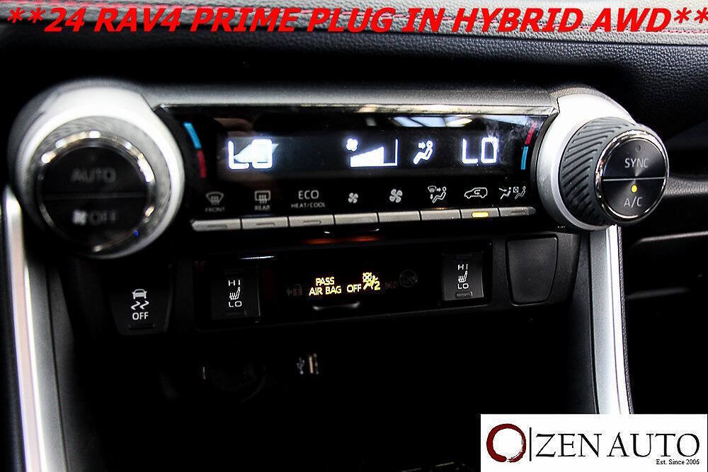 Used 2024 Toyota RAV4 SE w/ Weather & Moonroof Package AWD/4WD image 17