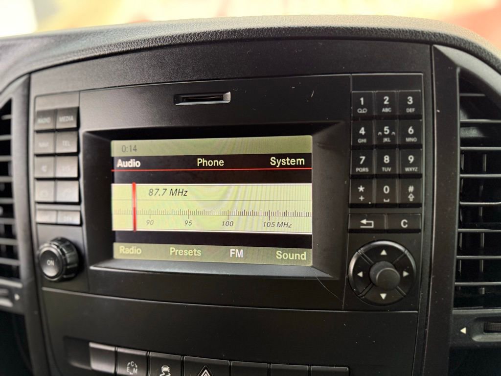 Used 2018 Mercedes-Benz Metris w/ Blind Spot Assist Package image 37