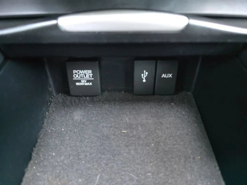Used 2018 Acura RDX w/ Tech & AcuraWatch Plus Pack AWD/4WD image 35