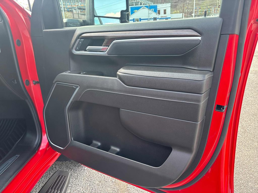 Used 2025 Chevrolet Silverado 2500 LT w/ Safety Package AWD/4WD image 31