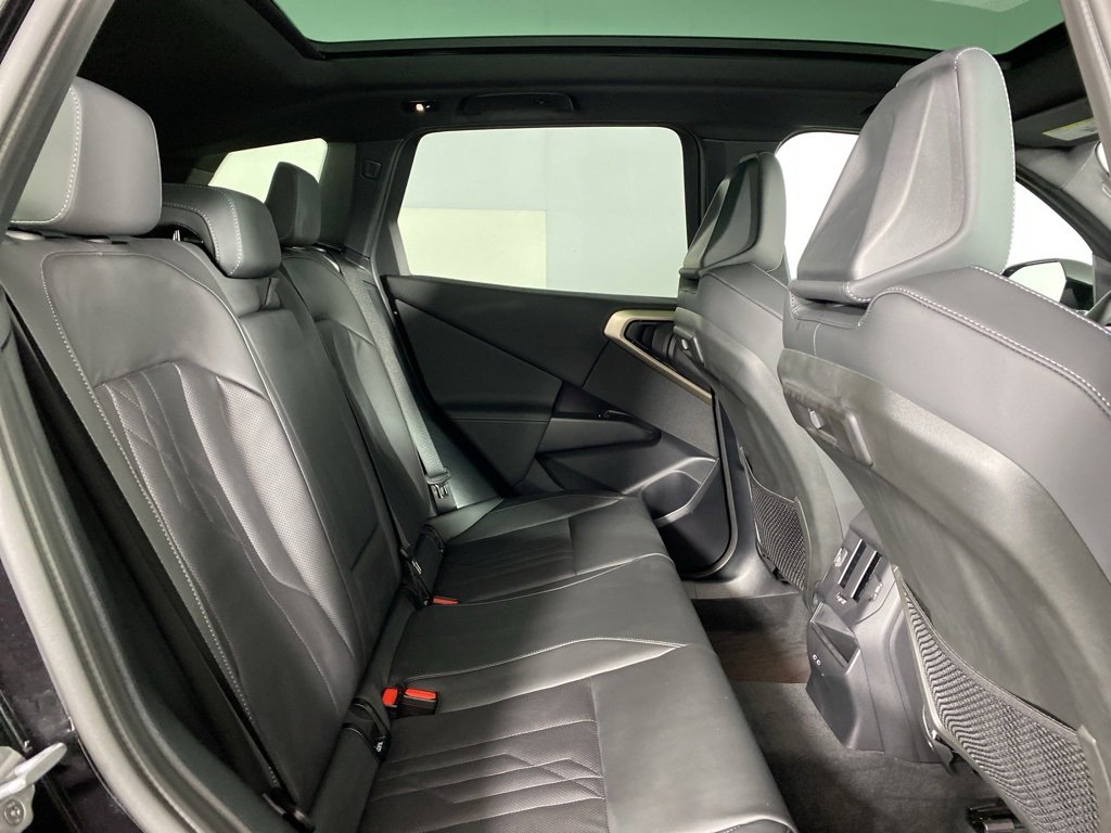 Used 2025 BMW X3 xDrive30i w/ Premium Package image 26